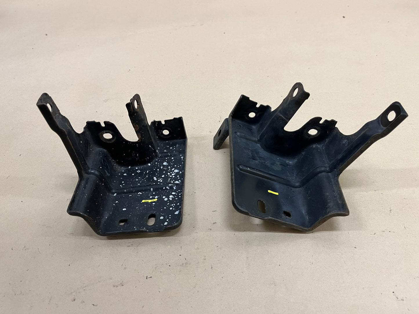 S15 Silvia Headlight Brackets - LHS & RHS - #1
