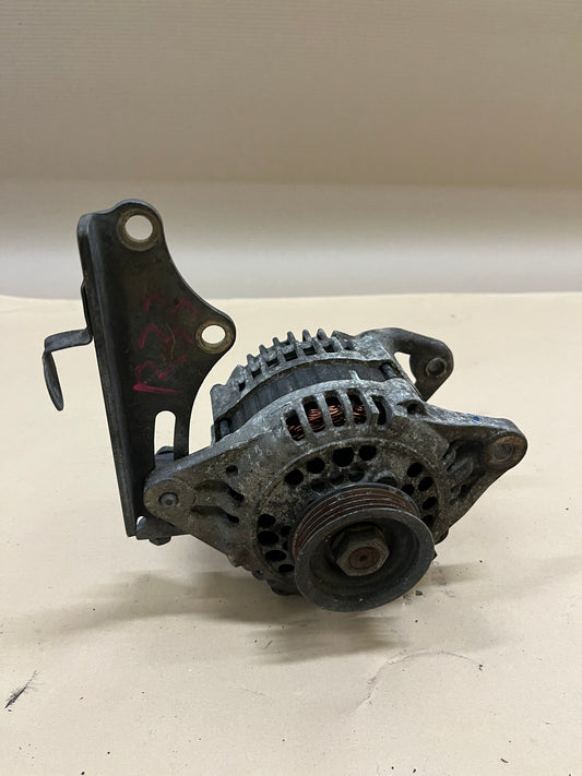 R33 GTS-T Alternator & Bracket