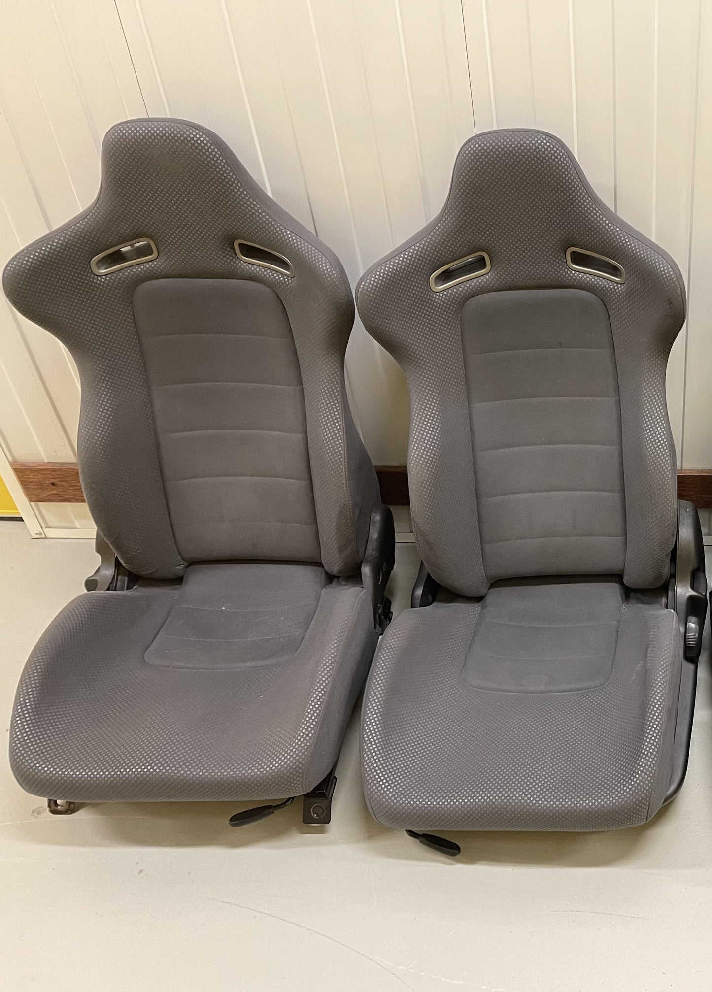 R34 GTR Skyline Front Seats